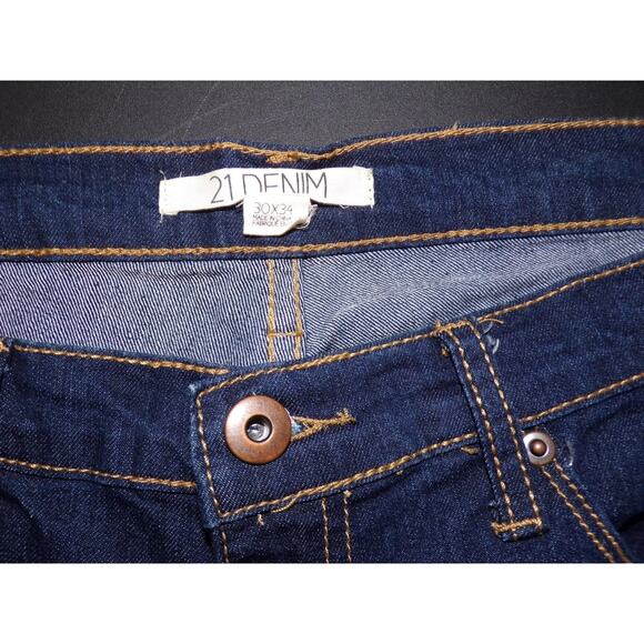 Forever 21 Denim Jeans 30 x 34 Straight Leg Mid-Rise Classic NWOT - Picture 3 of 4